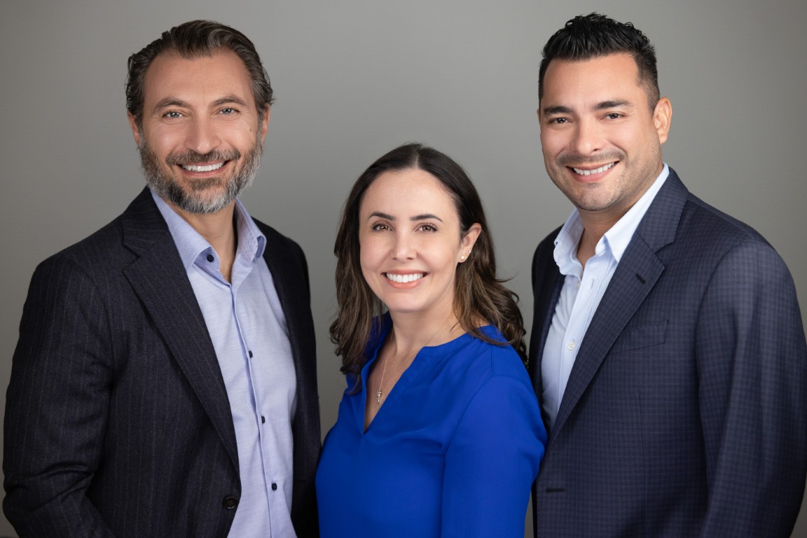 Appointment GARINE & BOZA PROSTHODONTICS Team